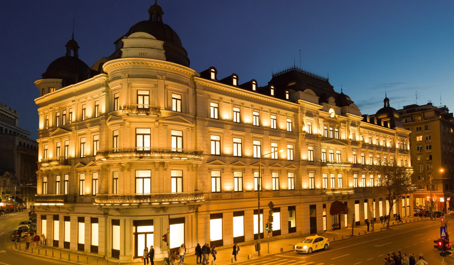 QP leads on Grand Hotel du Boulevard renovation