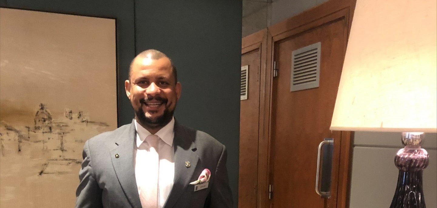 Valter Lima: The warm art of service.