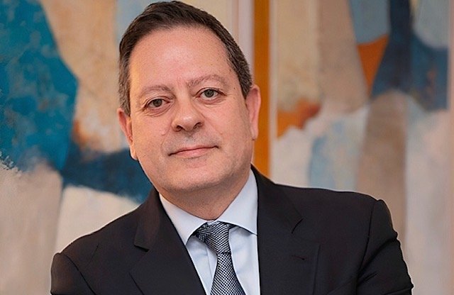 Simon Naudi Wins Prestigious Award at Global Hotel Alliance Awards in Brussels